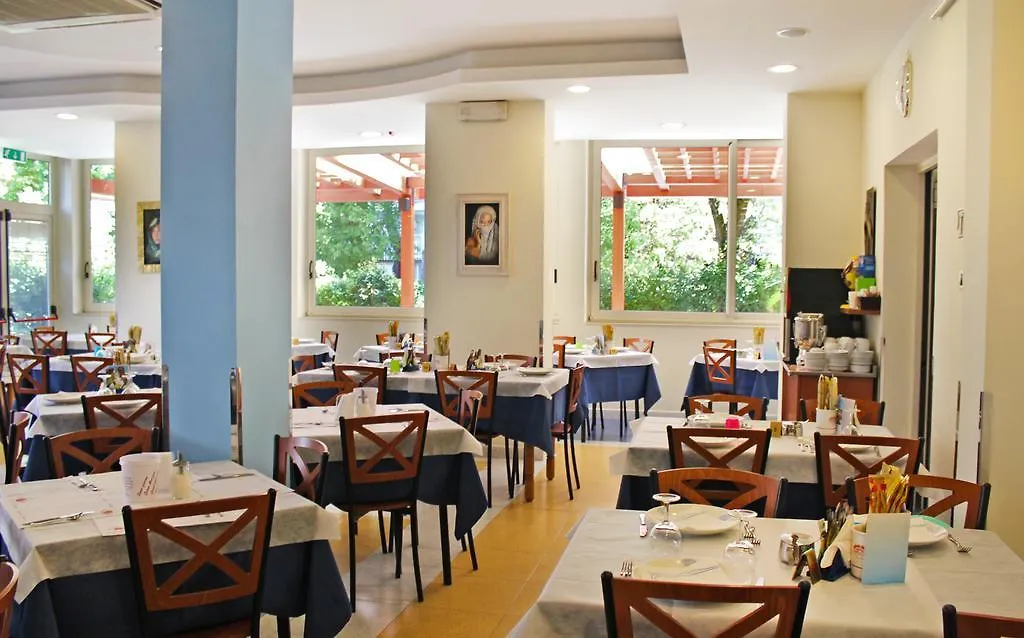 Hotel Metron Cesenatico